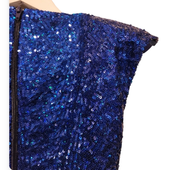 Sequins sparking hugh shoulder pads one of a kind Body suit. - Picture 3 of 6